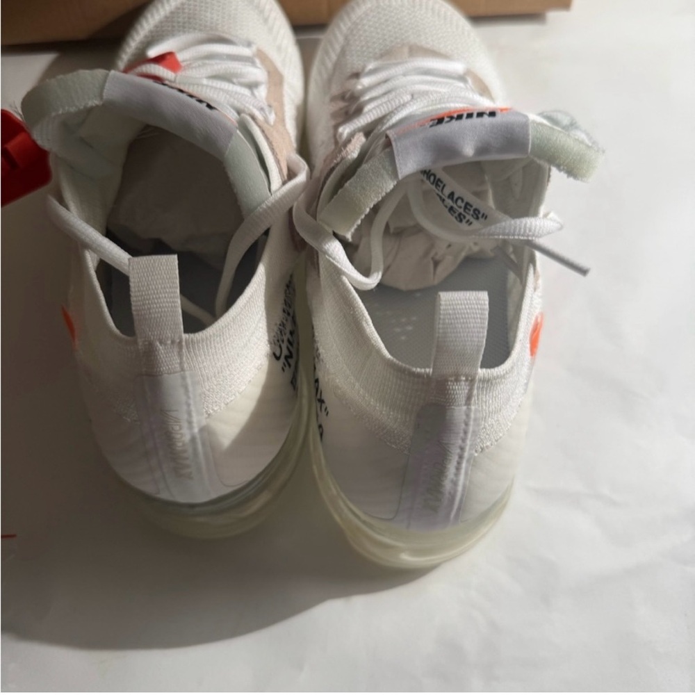 Off-White Nike Air VaporMax w/ Box (Rare) - Picture 5 of 7